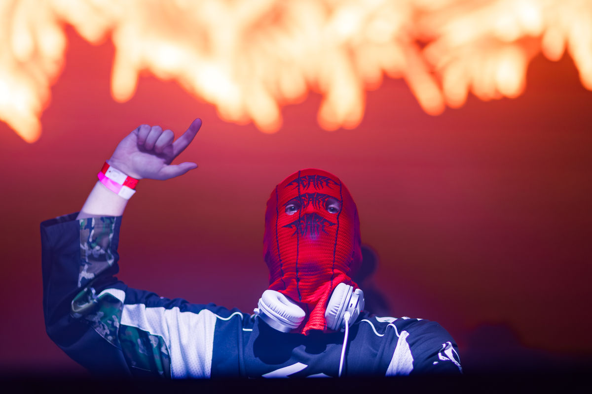 Loading... just a sec